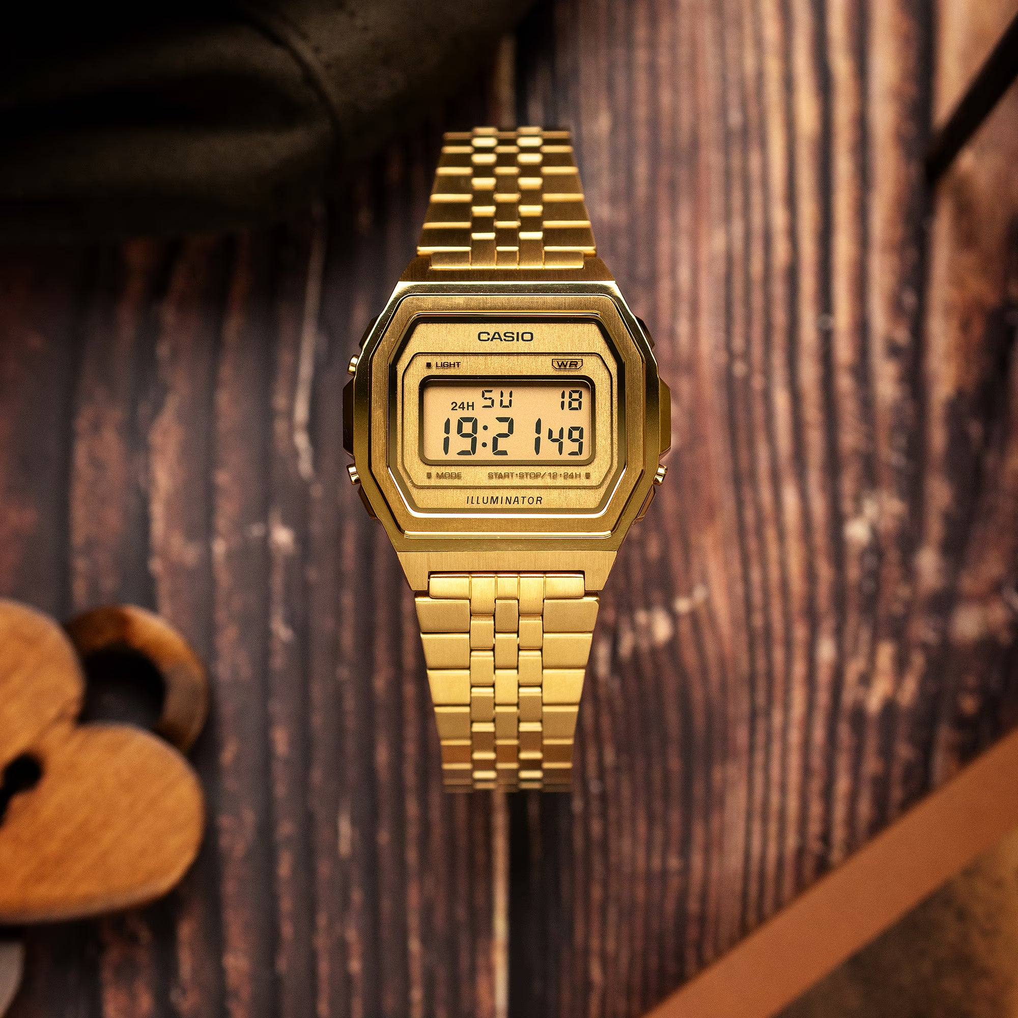 Casio Vintage A1000G-9D