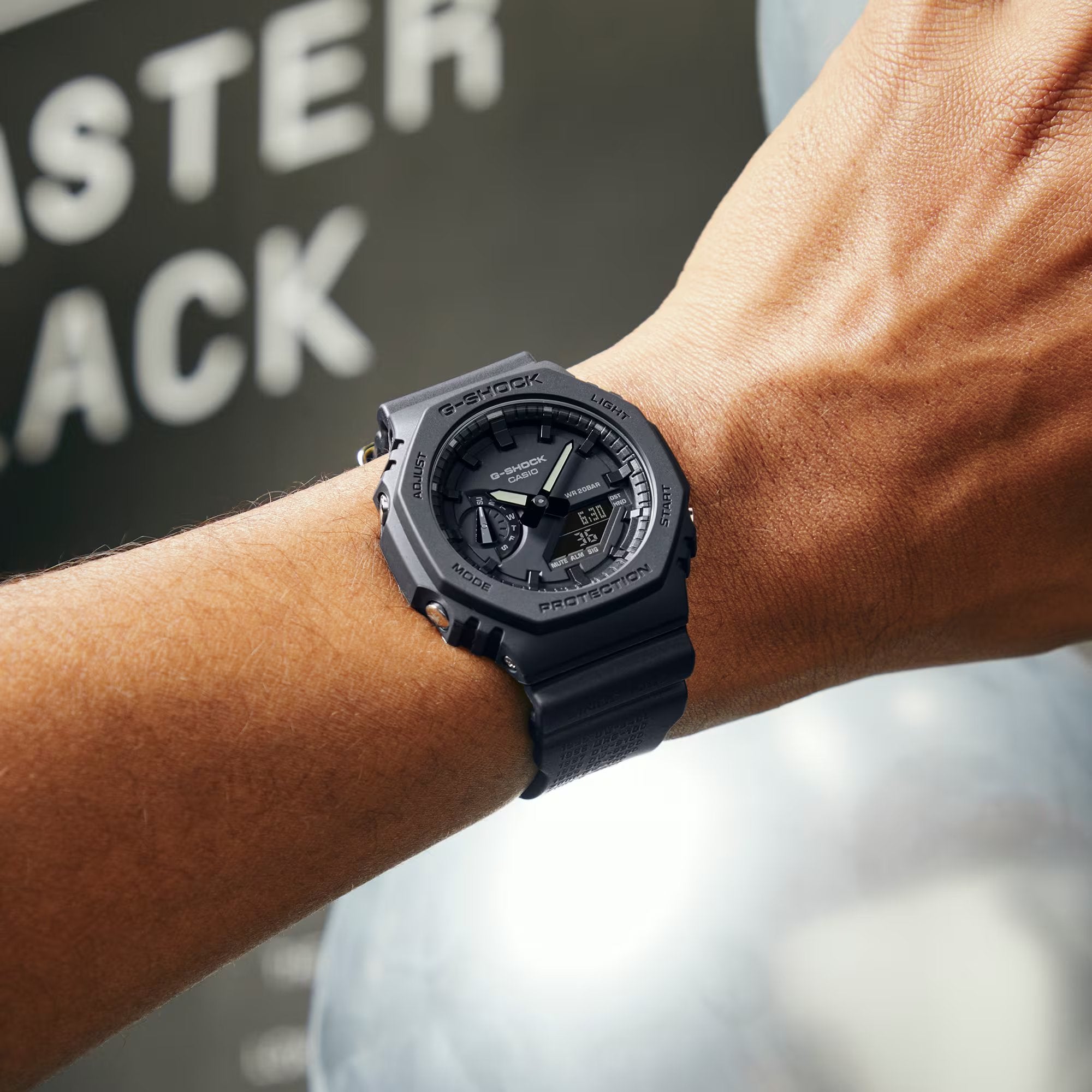 G-Shock GA2140RE-1A CasiOak 40th Anniversary