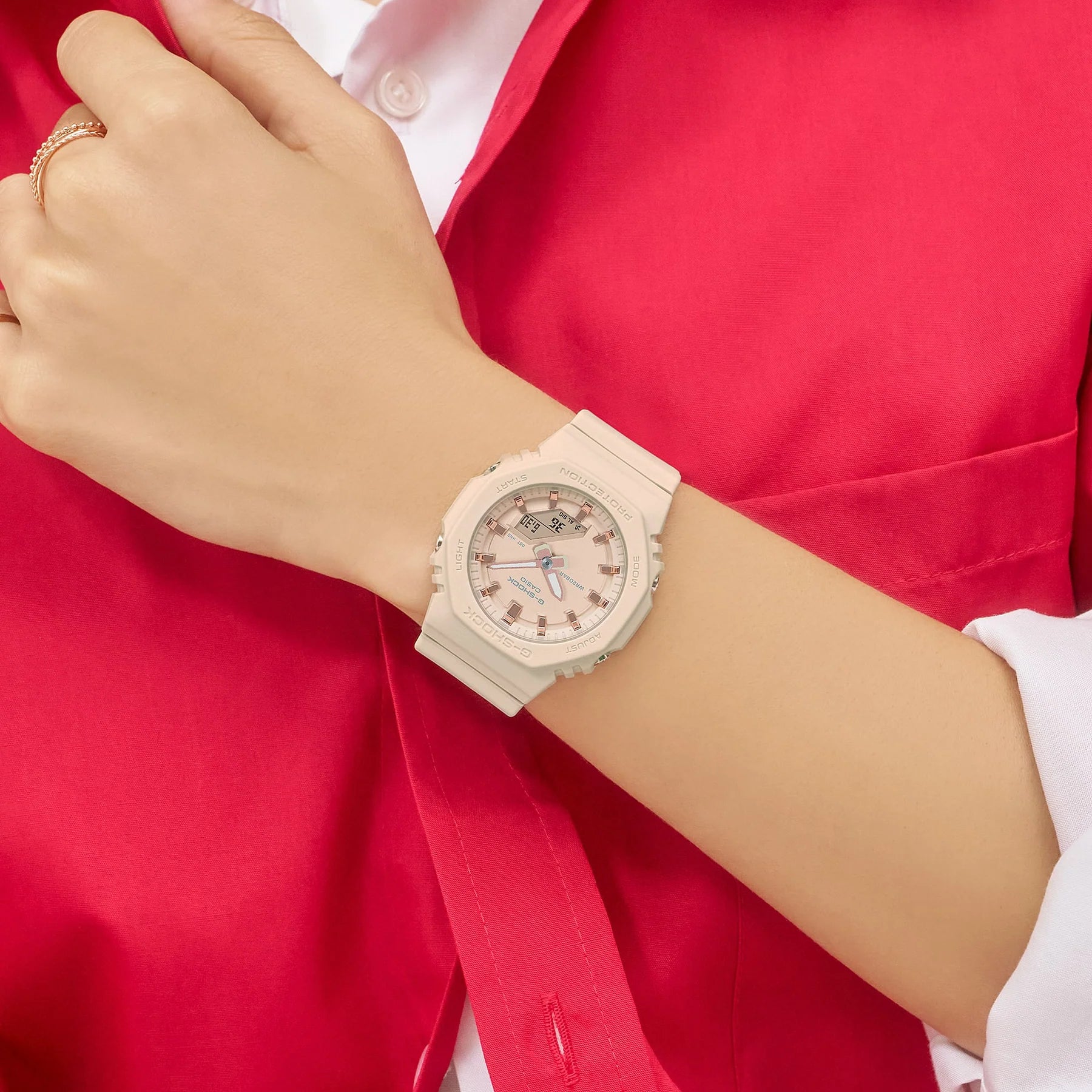 GMA-P2100M-4A_G-SHOCK_2_1800x1800_0e664678-1926-4e52-b57c-fa0142186cc6.webp